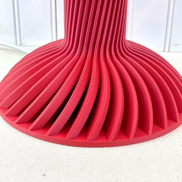 Ridged Table Lamp, Desk Lamp and Shade, Bedside Lamp, Sculptural Design - Picture 4 of 11